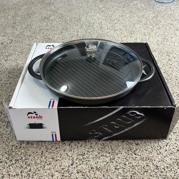 Staub Steam Grill with Lid Cast Iron Griddle 12-inch Black/Noir Teal w/Box - Picture 1 of 5